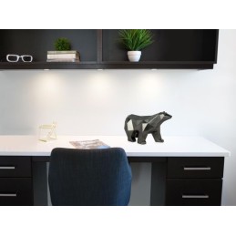 Sculpture en résine ours polaire à facettes coloris anthracite, décoration moderne élégante Sculpture en résine ours polaire à facettes coloris anthracite, décoration moderne élégante