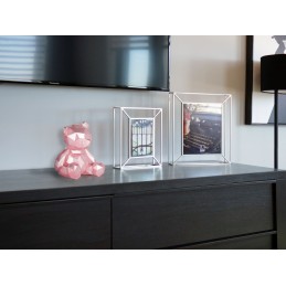 Sculpture décorative ours en résine rose à facettes – Objet design moderne et coloré Sculpture décorative ours en résine rose à facettes – Objet design moderne et coloré