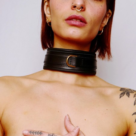 Collier en cuir molletonné et attaches Dorées  - The Sinners - BDSM Collier en cuir molletonné et attaches Dorées  - The Sinners - BDSM