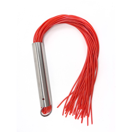 Martinet homme rouge manche métal laniéres en PVC  - The Sinners - BDSM Martinet homme rouge manche métal laniéres en PVC  - The Sinners - BDSM