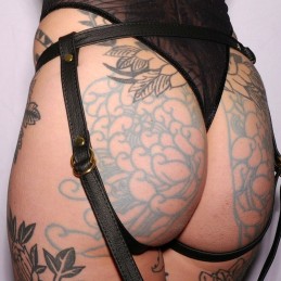 Strap On 1 attaches Anneaux Gold  - The Sinners - BDSM