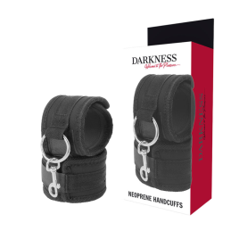 DARKNESS - MENOTTES EN...